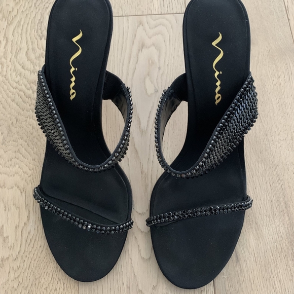 Dressy Black Heel - Picture 1 of 5